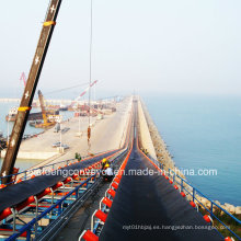 Sistema de cinta transportadora de gran inclinación / transportador para puerto / puerto marítimo